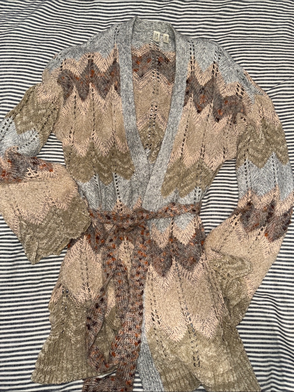 Perfect fall piece. Knit Chevron Open Cardigan ain Taupe, Gray & Olive